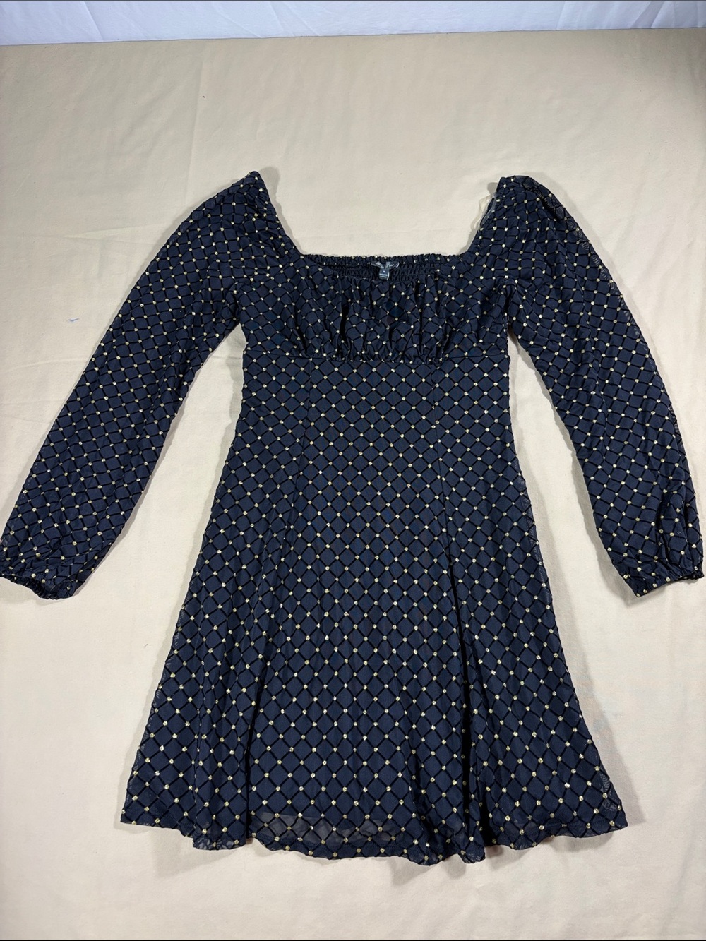NWT Homecoming Black Long Sleeve Square Neck Dress Gold Glitter Dot Grid Medium